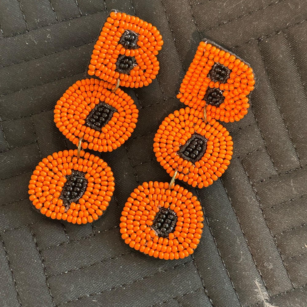 Halloween 🎃 Boo Orange and Black Beaded Earrings